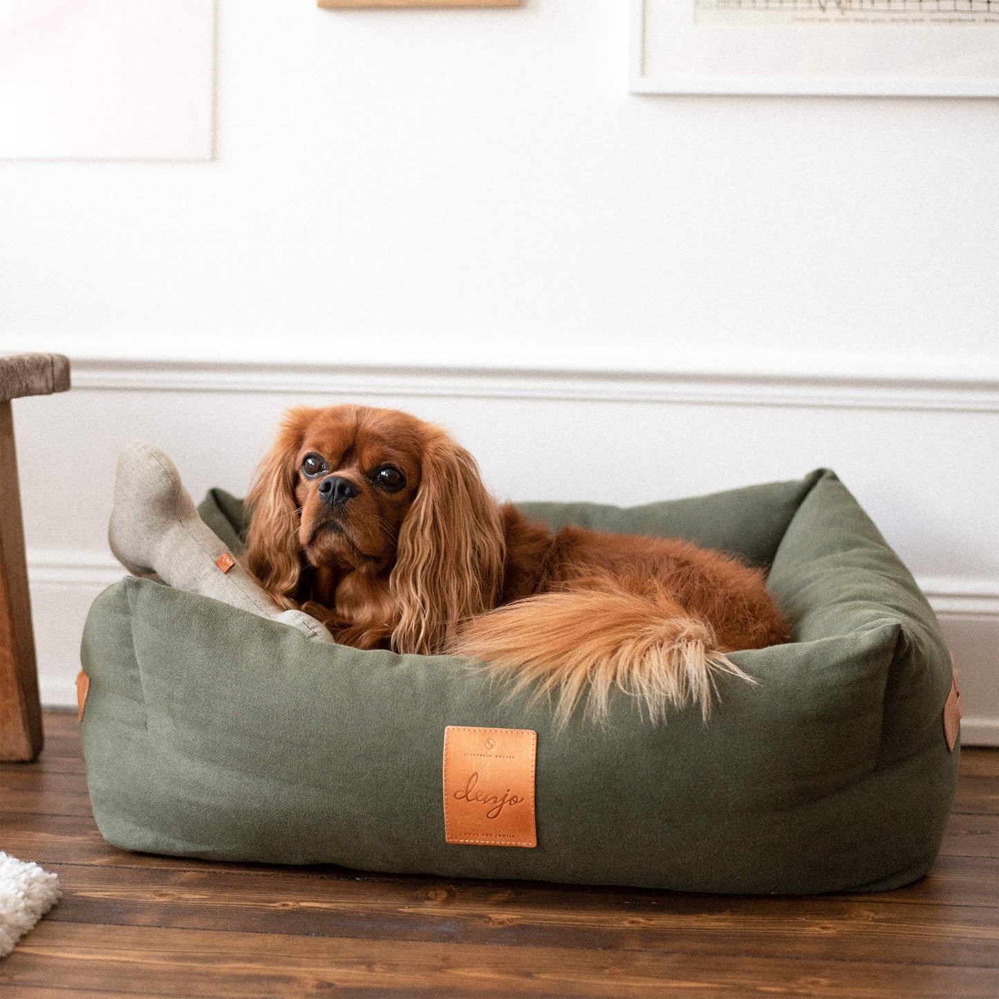 Denjo - Dog Bed Classic Nest with Leather Details