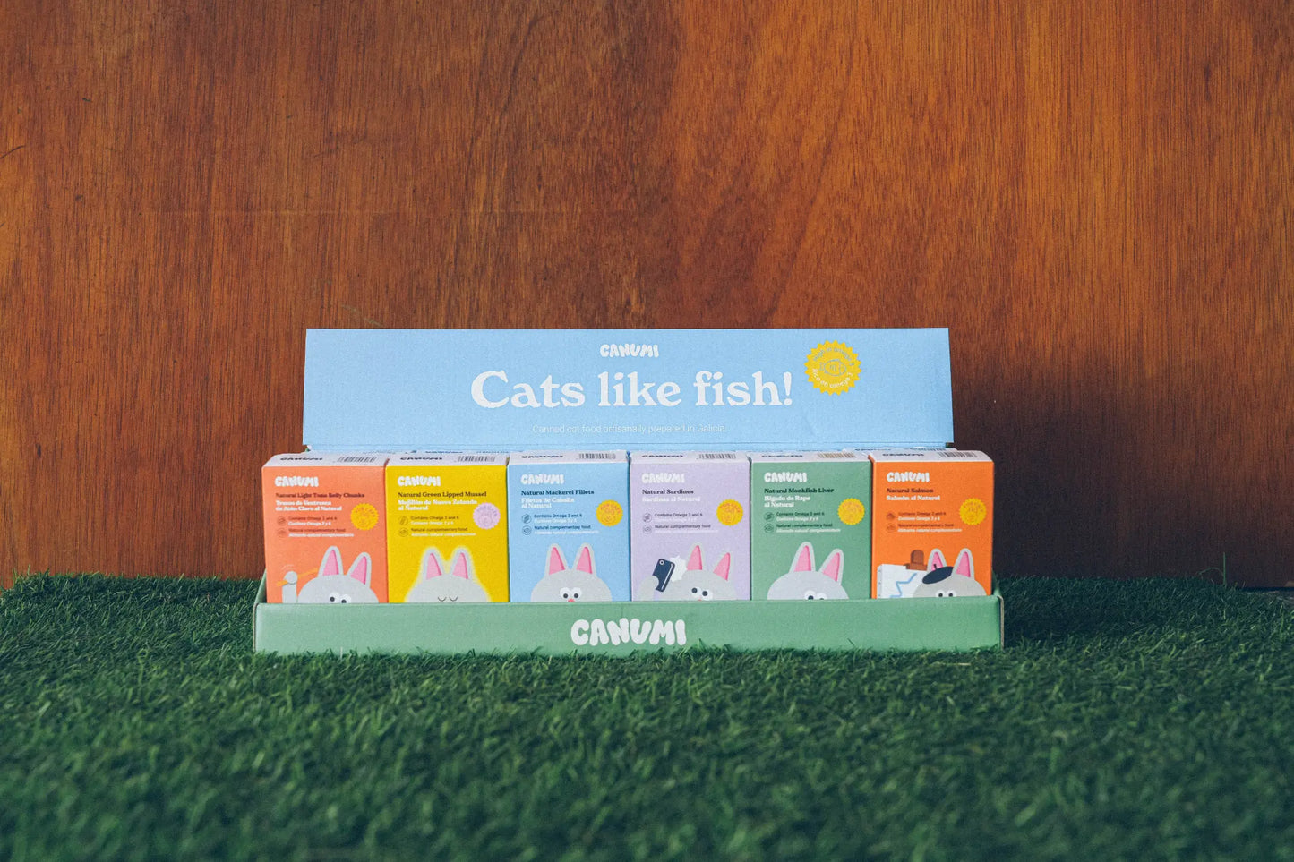 Canumi Cats like fish six-flavour bundle in its branded display box